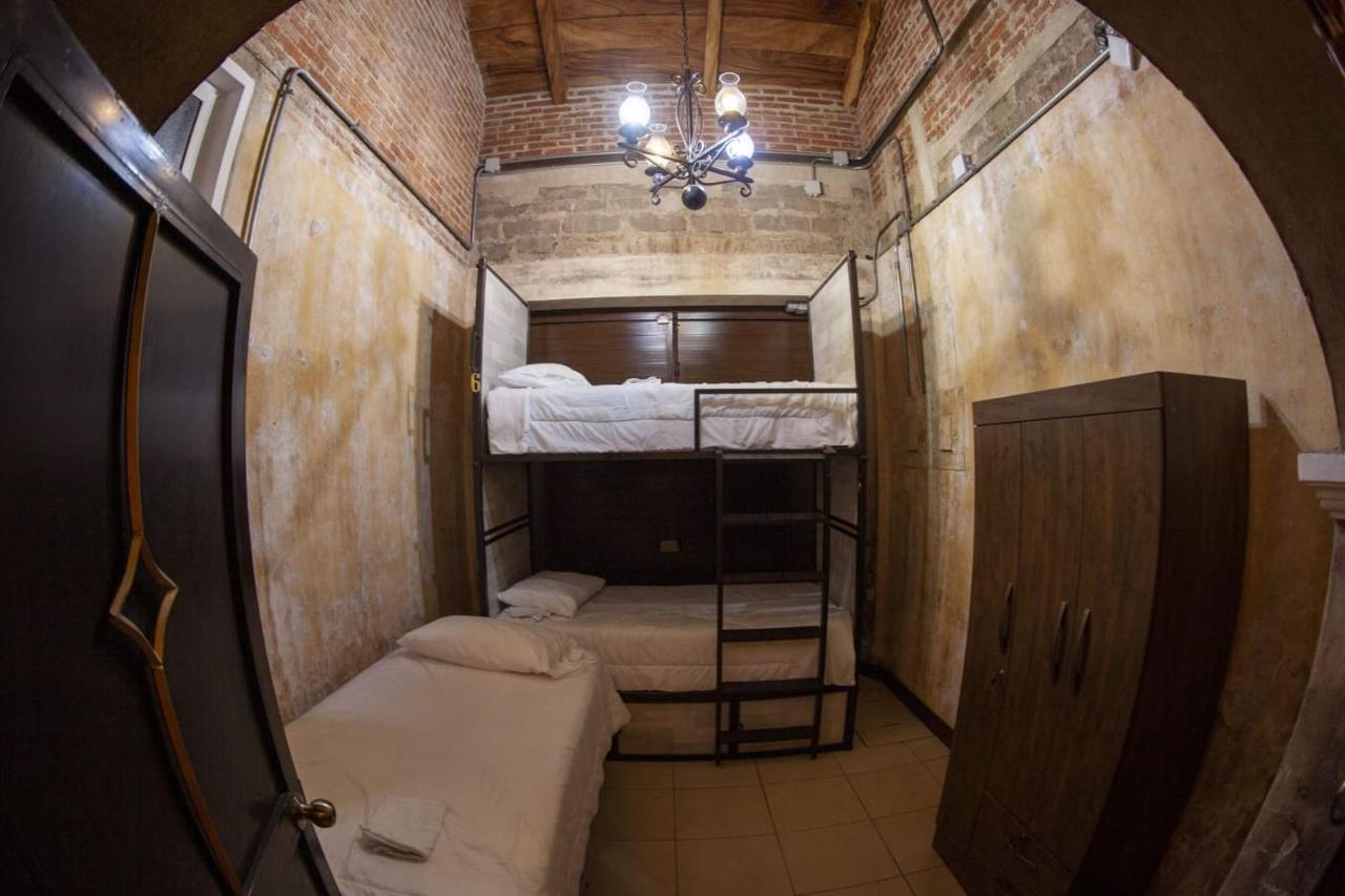 Hostel Hot Chipilin Antigua Exterior foto