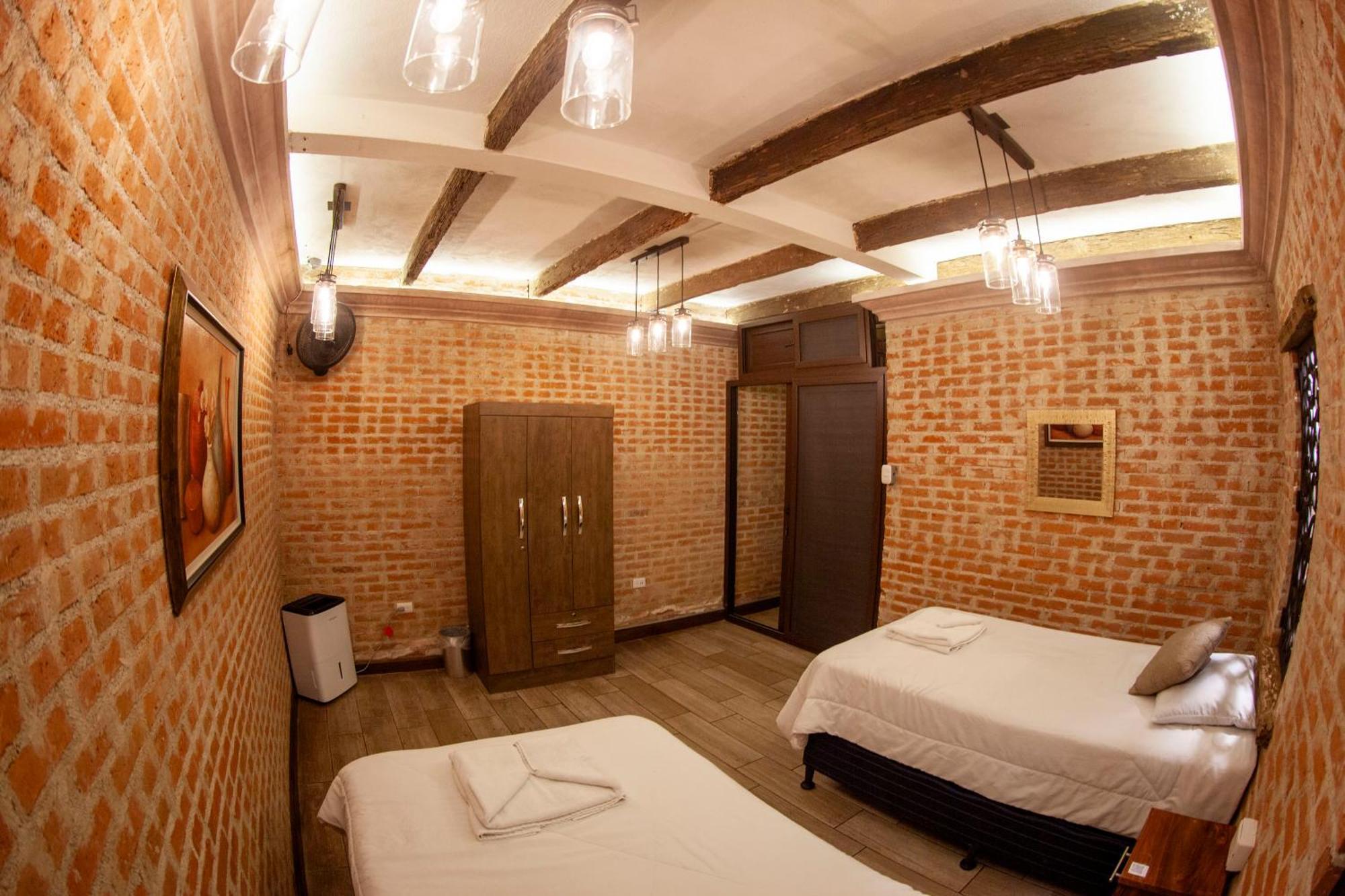 Hostel Hot Chipilin Antigua Exterior foto