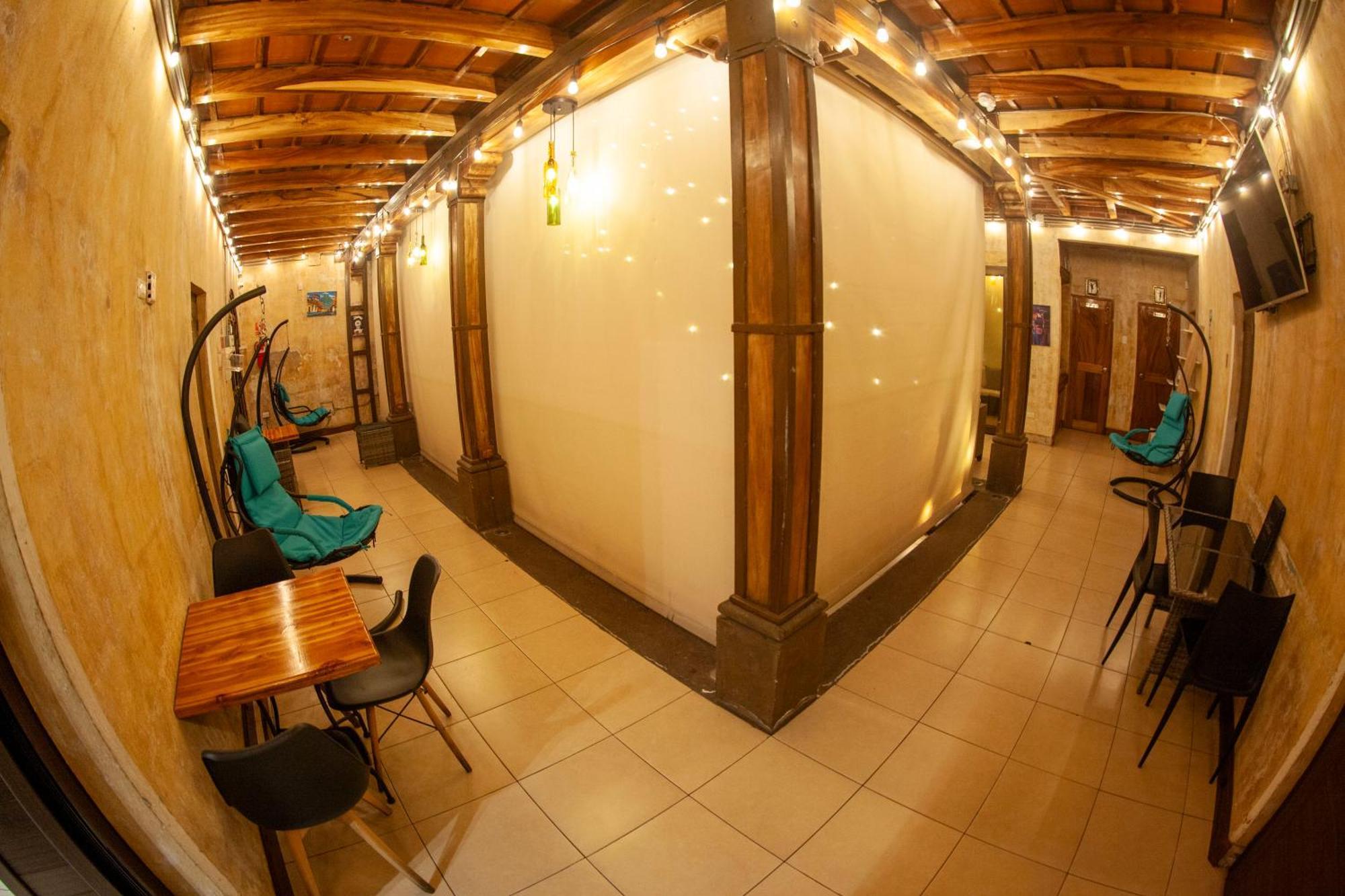 Hostel Hot Chipilin Antigua Exterior foto
